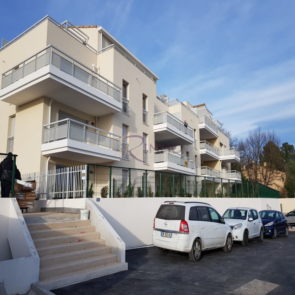 Offres de location Appartement Rousset 13790